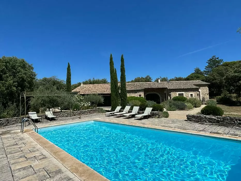 Superbe Mas de standing dans le Lubéron avec vue magnifique Piscine chauffée et Tennis - Wifi fibre